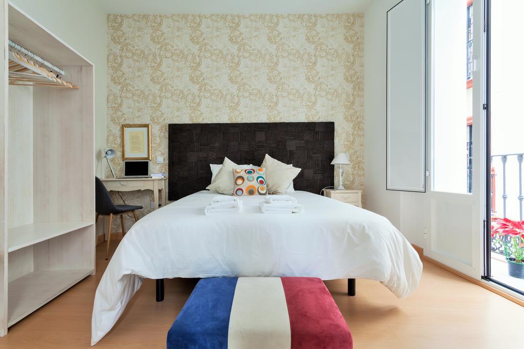 Hostly Acetres 1A Loft In City Center, Comunal Terrace, Fibre,Parking Optional Sevilla Eksteriør bilde