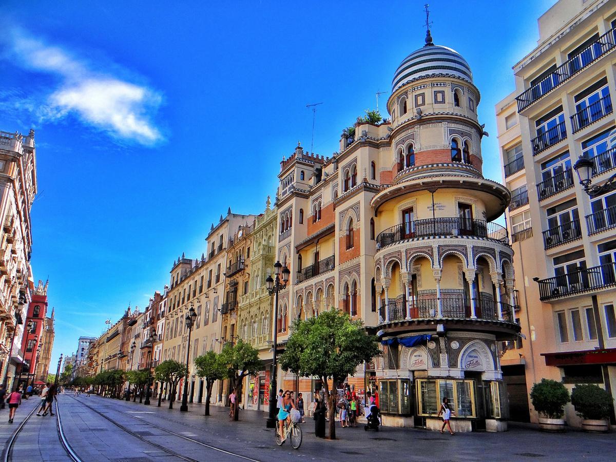 Hostly Acetres 1A Loft In City Center, Comunal Terrace, Fibre,Parking Optional Sevilla Eksteriør bilde