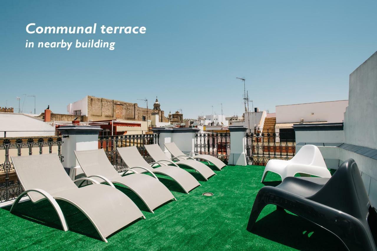 Hostly Acetres 1A Loft In City Center, Comunal Terrace, Fibre,Parking Optional Sevilla Eksteriør bilde